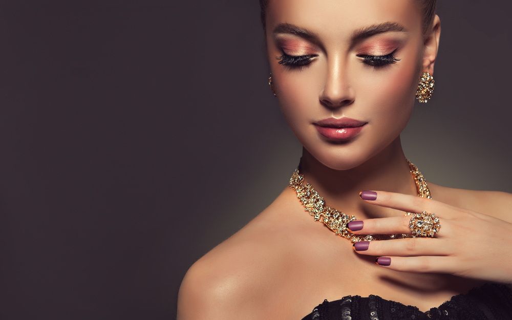 Adore Shine Jewelry shocks women with high quality affordable jewelry
