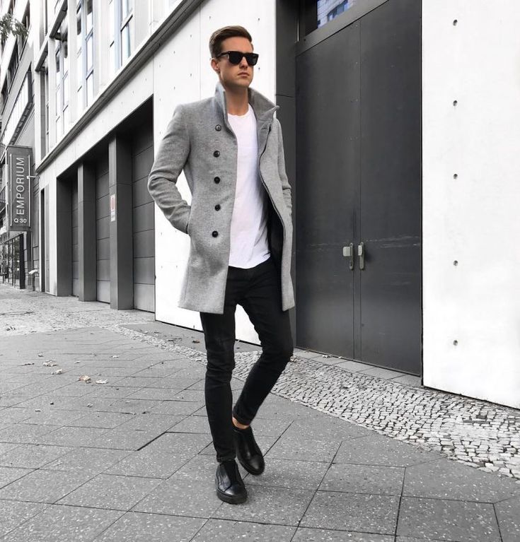 How to Wear a Men’s Wool Coat Without Looking Frumpy?