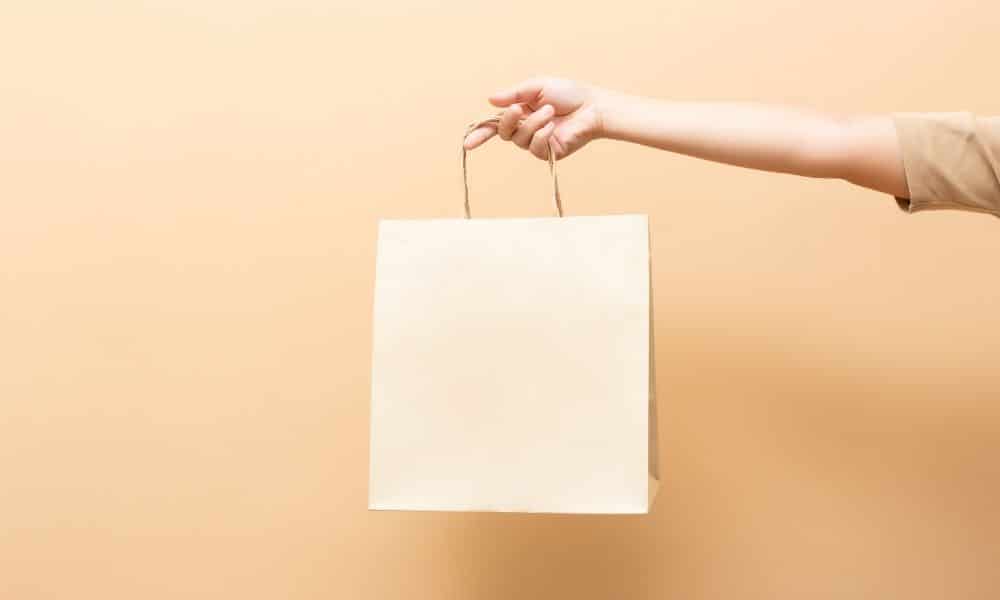 Going Green with Paper Bags: How it helps in Building a Sustainable Society?